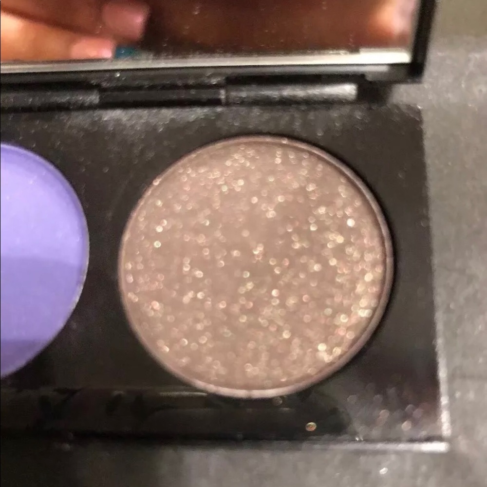 π¦ HPπ¦ MAC Hello Kitty Eyeshadow x 4: Lucky Tom - Picture 6 of 9